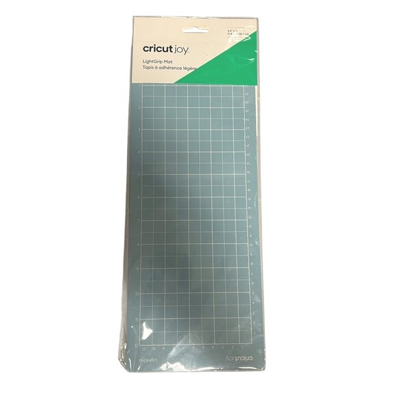 Cricut Joy Light Grip Mat 12"x4.5" - Picture 1 of 9